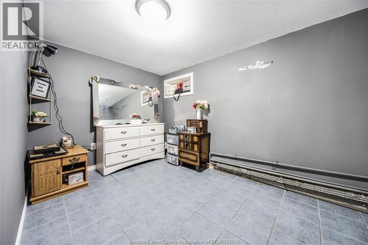 Property Photo:  756-758 Brant Street  ON N9A 3E8 
