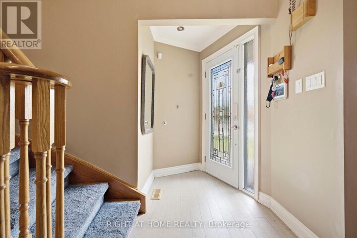 Property Photo:  7 Polygon Court  ON L6Z 3X8 