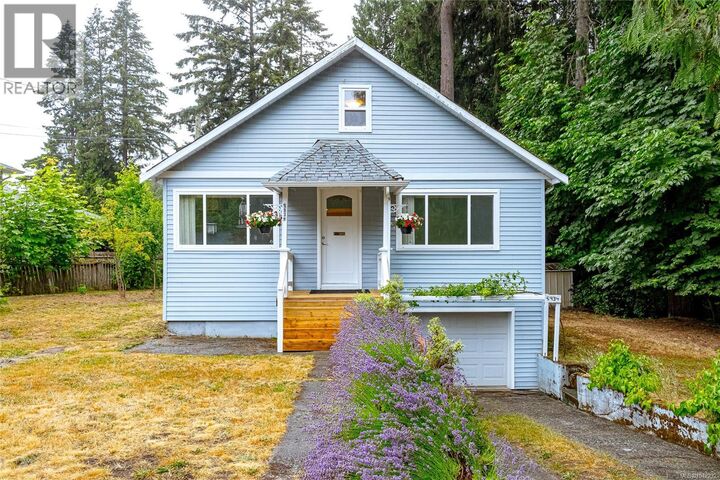 Property Photo: 5934 Highland Avenue BC V9L 1L6