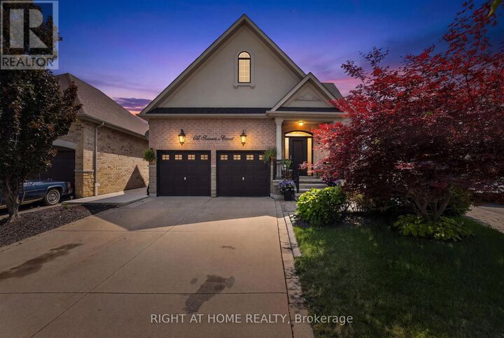 Property Photo:  66 Sanremo Court  ON L4H 1K5 
