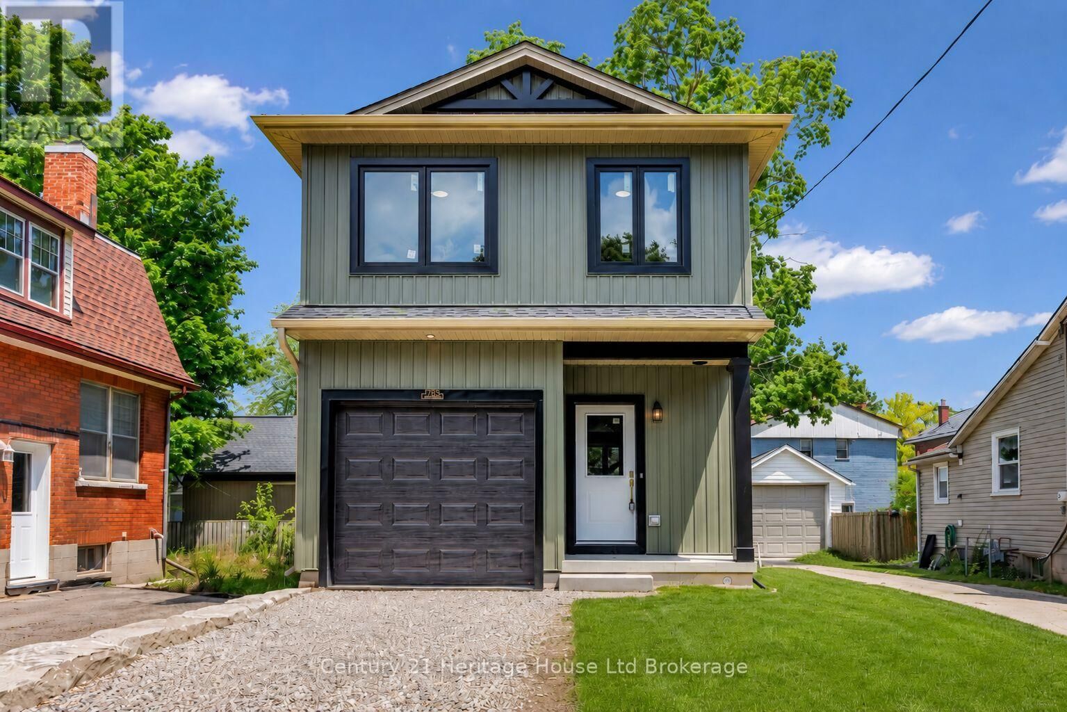 Photo de la propriété: 79 Metcalf Street ON N4S 3E9