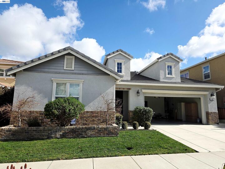 Property Photo:  2488 Remy Cantos Drive  CA 95376 