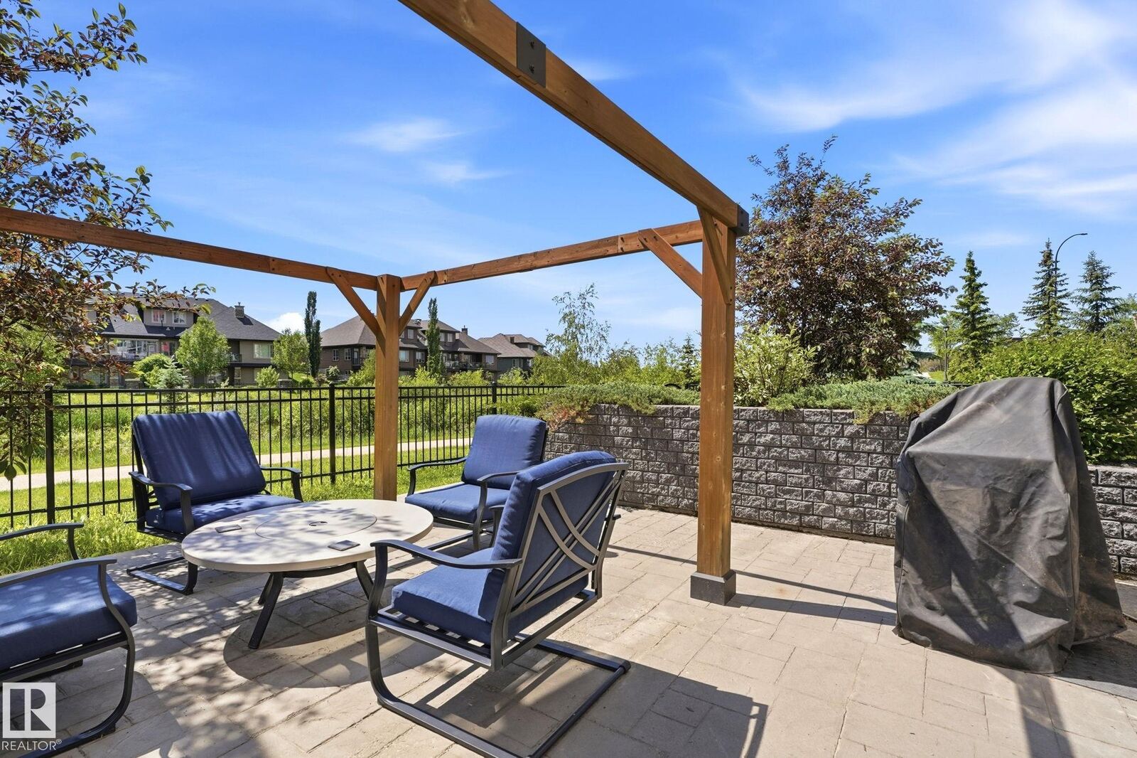 Property Photo: 5151 Windermere Boulevard SW 125 AB T6W 2K4