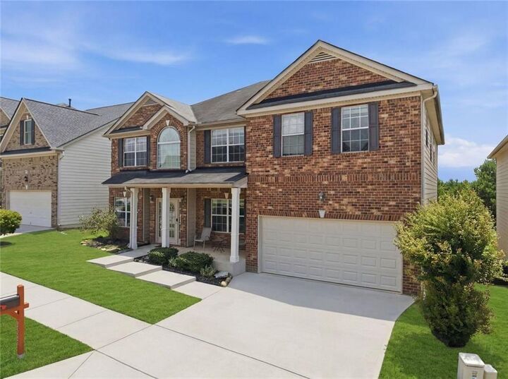 Property Photo: 3532 Cragstone Road GA 30038