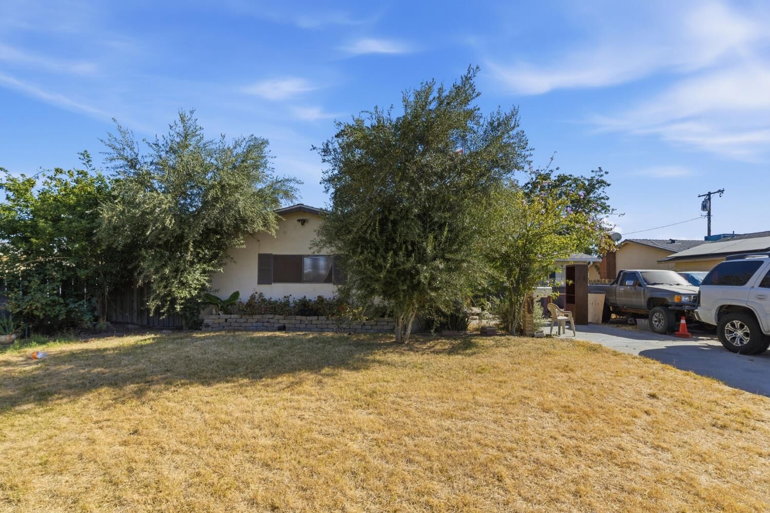 Property Photo:  1165 E Malone Street  CA 93230 