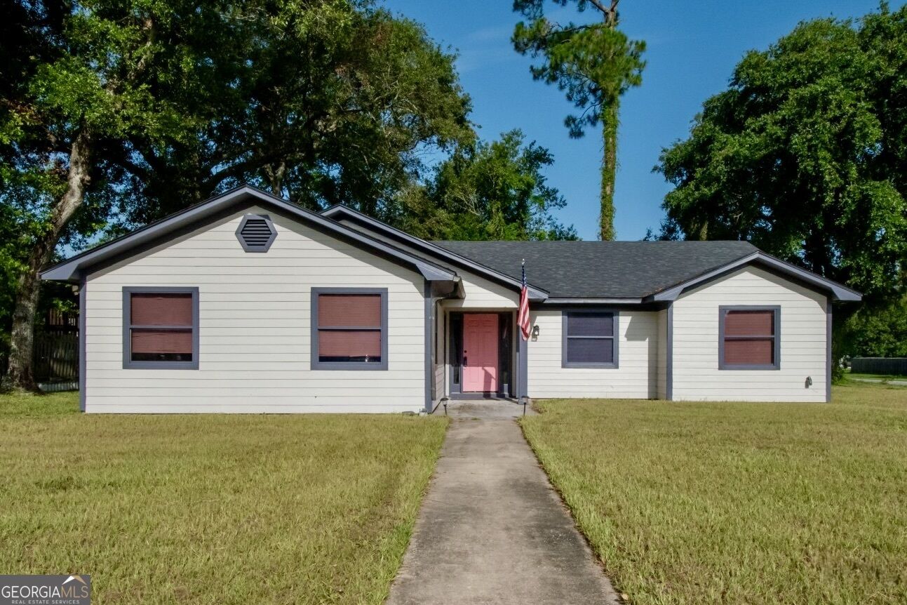 Property Photo: 100 Pinedale Drive GA 31558