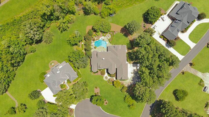 Property Photo: 102 Erica Place SC 29649