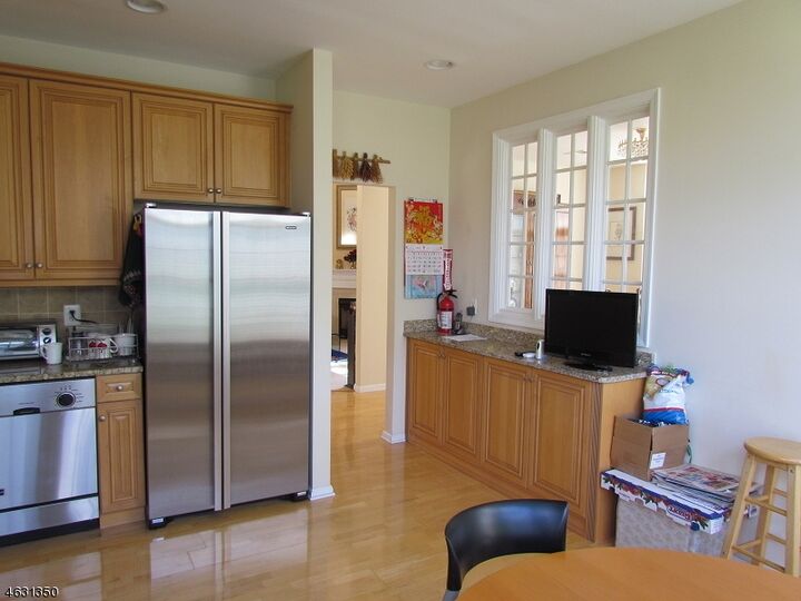 Property Photo: 627 Binghampton Ln 627 NJ 07039