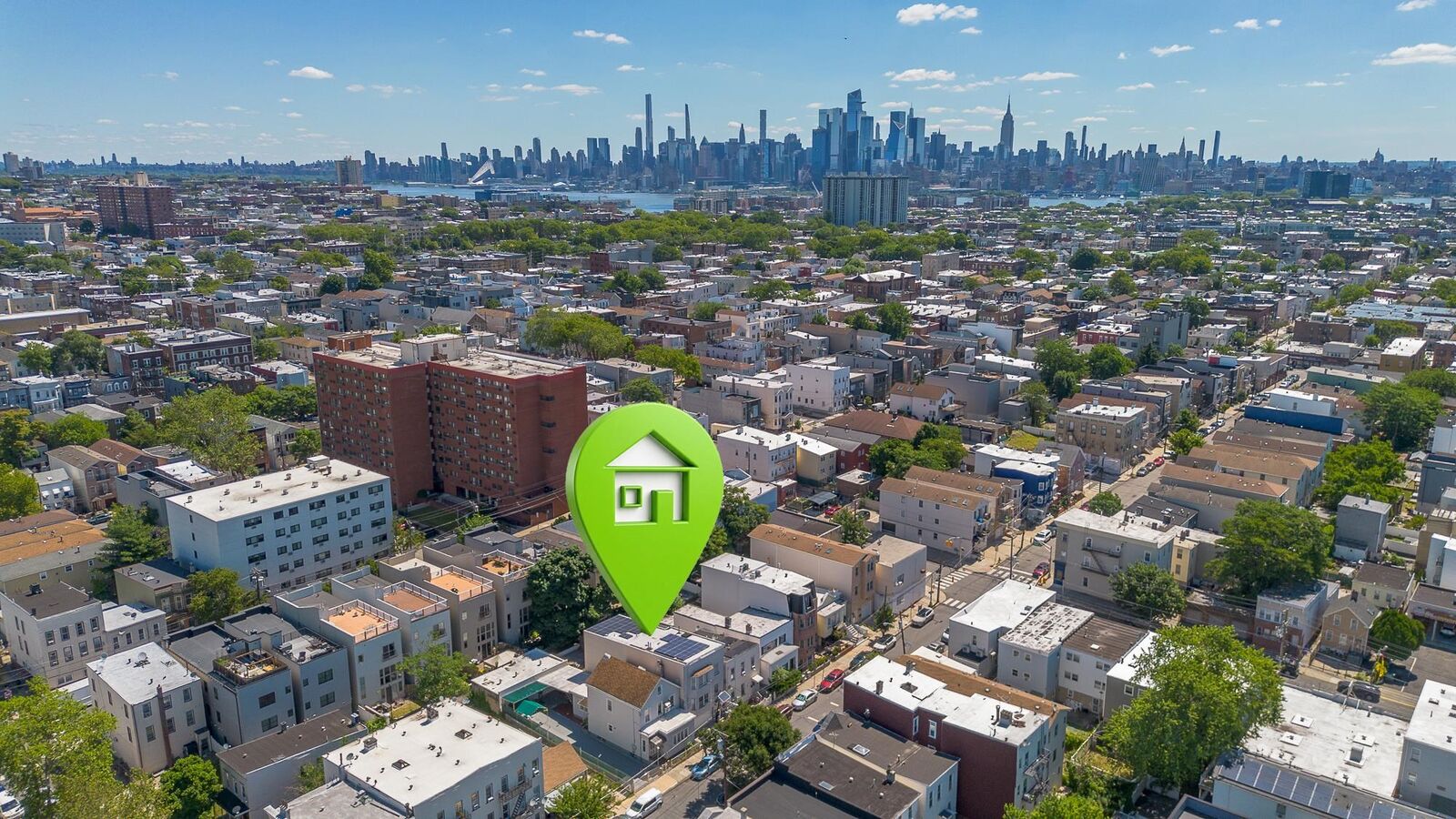 Property Photo:  178 South St  NJ 07307 