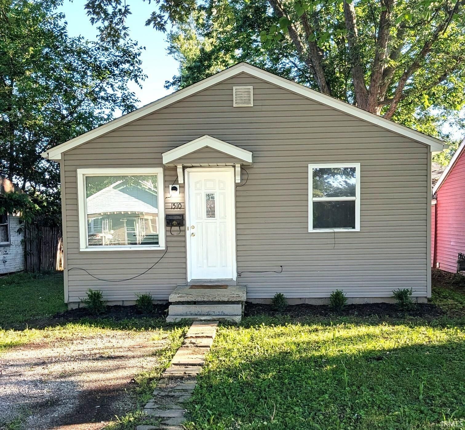 Property Photo: 1510 W 11th Street IN 46953-1437