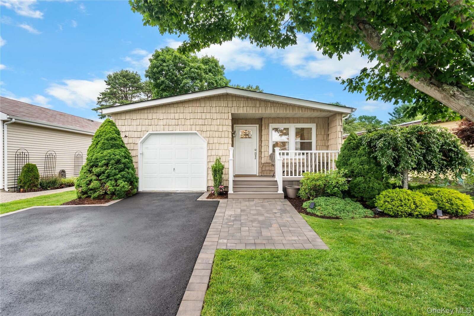 Property Photo:  16 Dogwood Lane  NY 11949 
