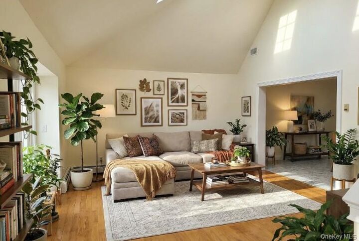 Property Photo:  9 Dexter Street  NY 11784 