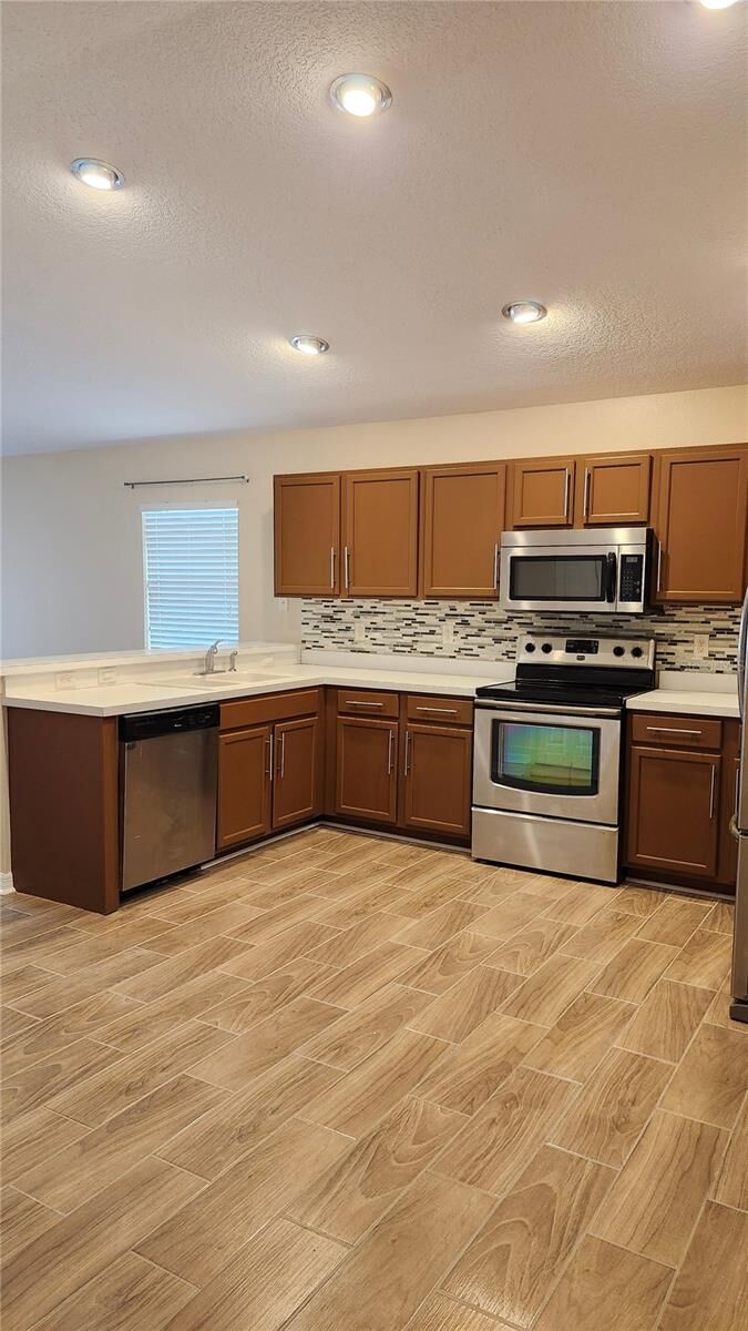Property Photo:  7955 Carriage Pointe Drive  FL 33534 