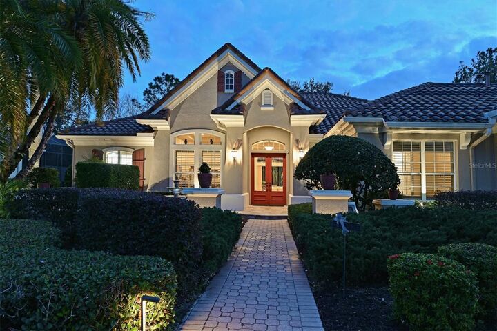 Property Photo: 10006 Discovery Terrace FL 34212