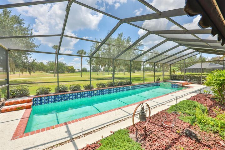 Property Photo: 1927 E View Drive FL 33573