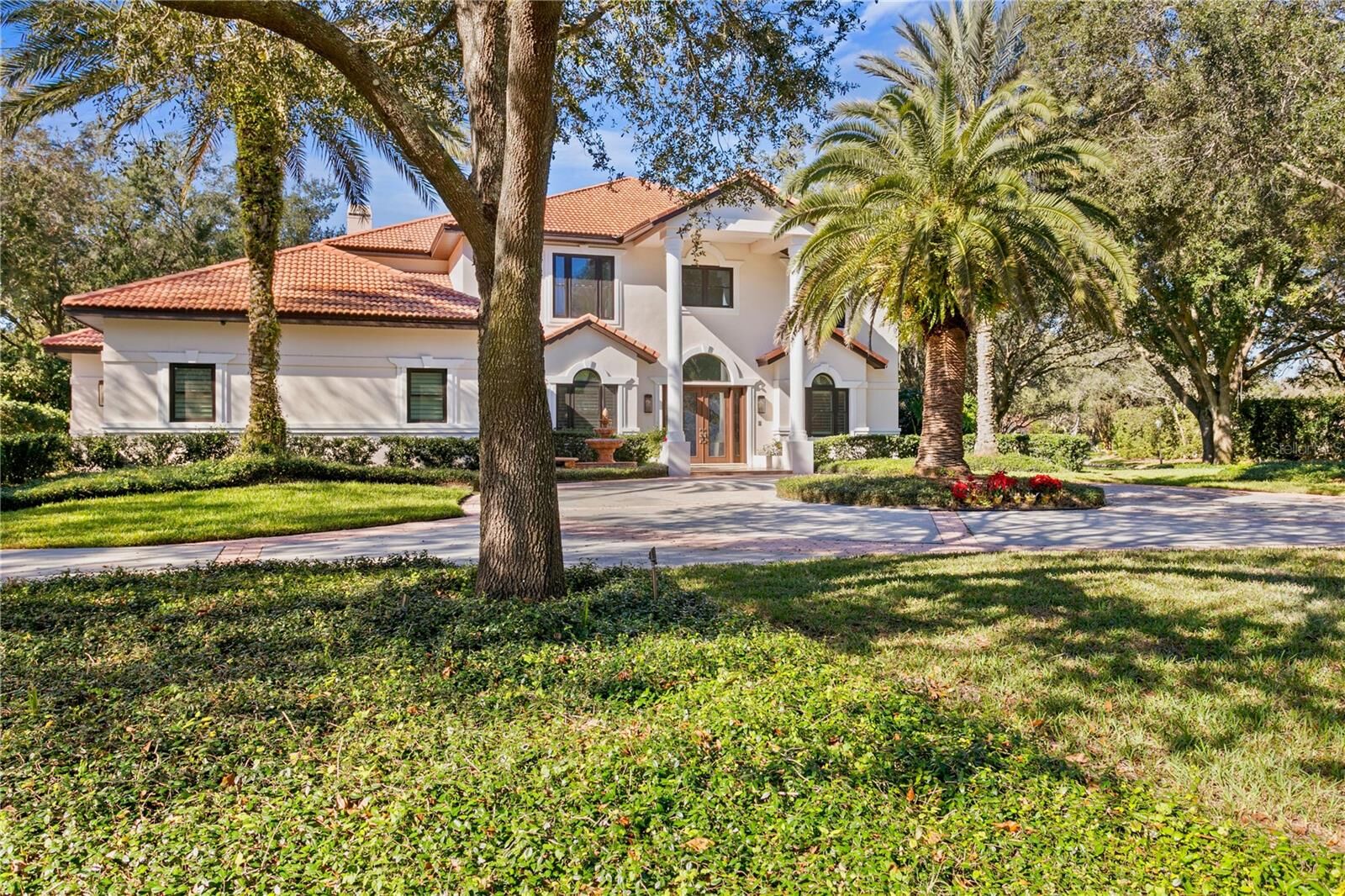 Property Photo: 17027 Candeleda De Avila FL 33613