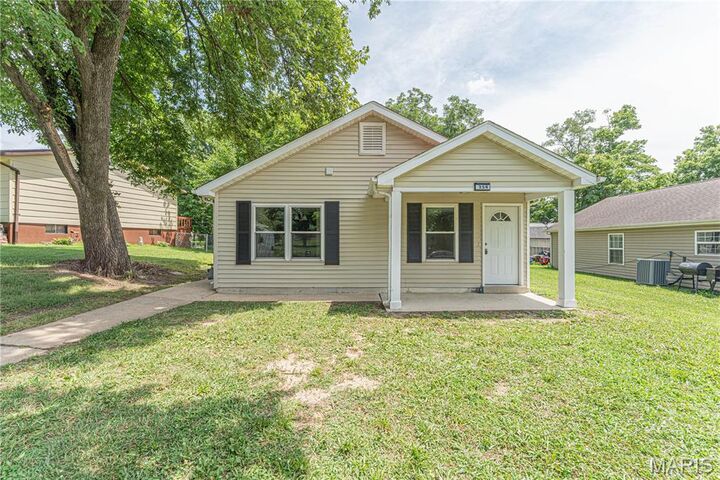 Property Photo:  356 Lewis Street  MO 63385 