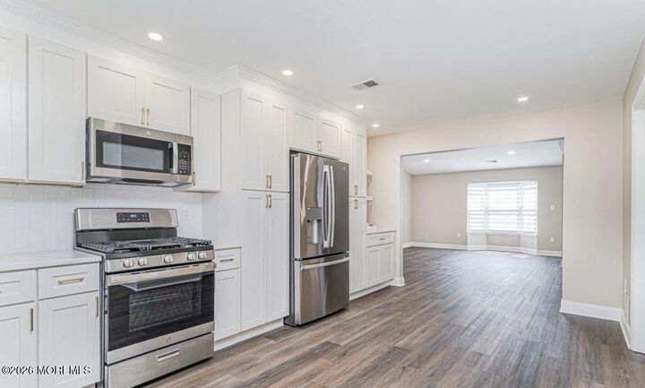 Property Photo:  13 Gatley Close  NJ 07728 