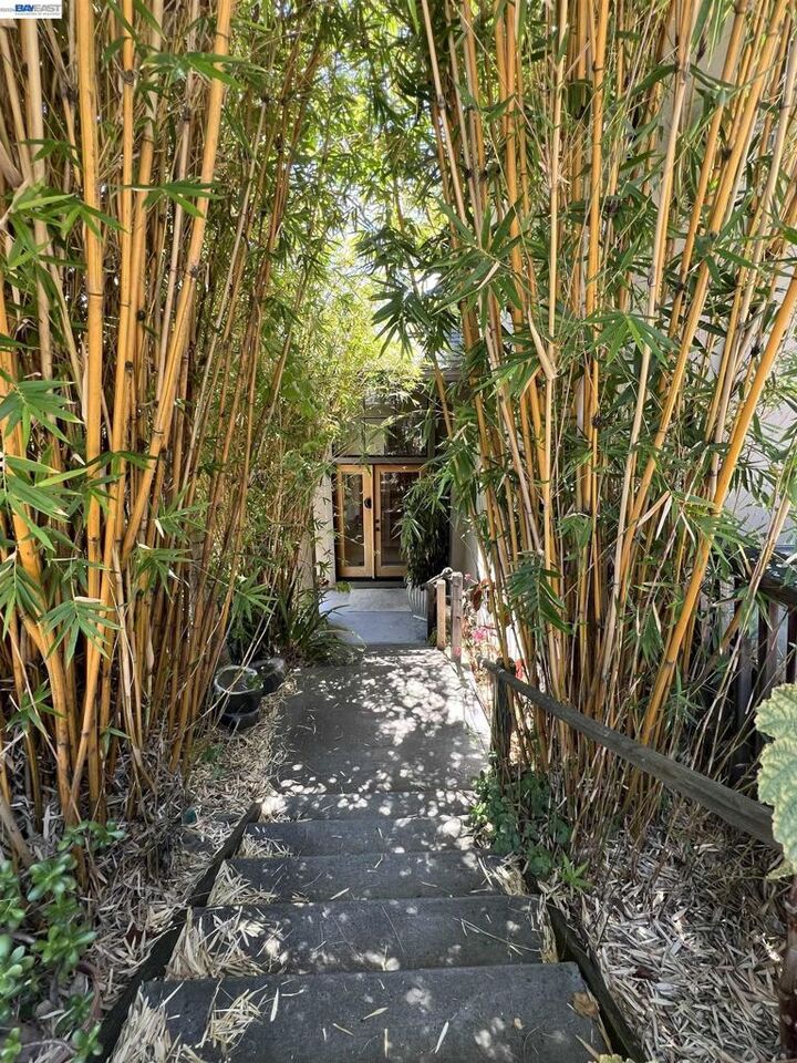 Property Photo:  7957 Michigan Ave  CA 94605 