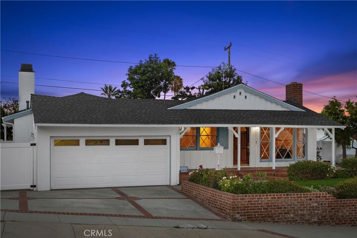 Property Photo: 2051 W Elberon CA 90275