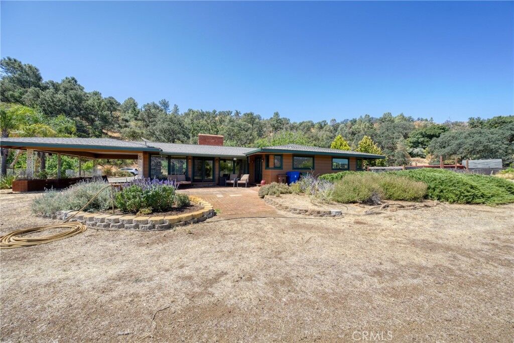 Property Photo:  10460 North  CA 95422 