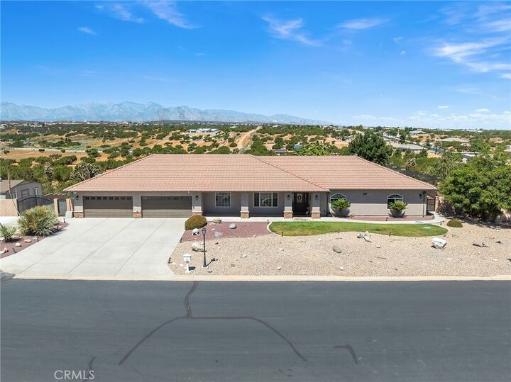 Property Photo:  6910 Oak Vista Lane  CA 92344 
