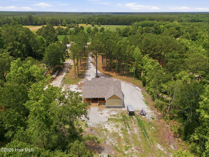 Property Photo: 2102 Midway Road SE NC 28422