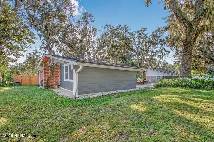 Property Photo: 4647 Bluff Avenue FL 32225