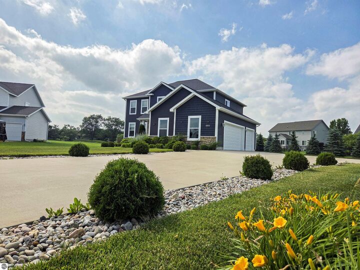 Property Photo:  2275 Sandstone Drive  MI 48858 