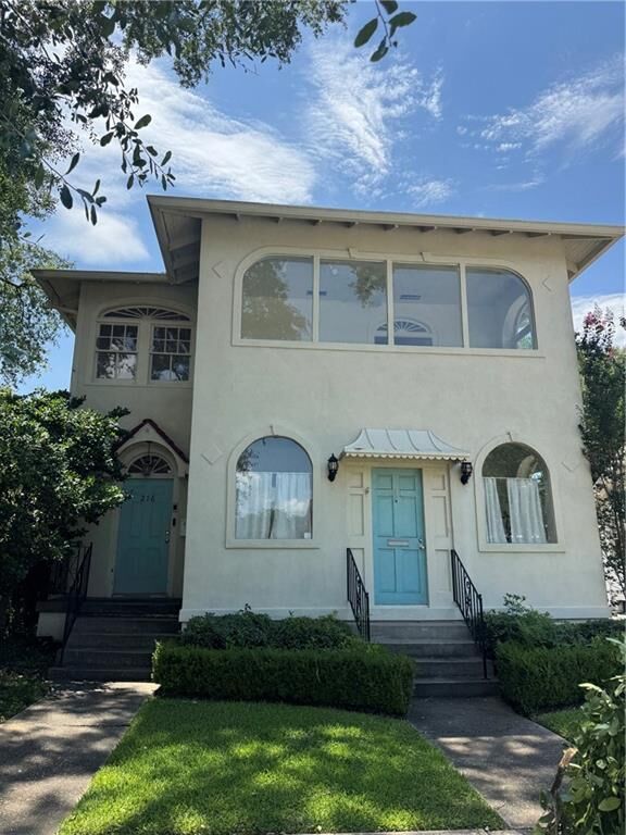 Property Photo:  214 Hollywood Drive  LA 70005 