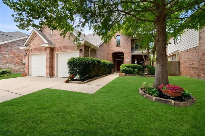 Property Photo: 6945 Shoreview Drive TX 75054