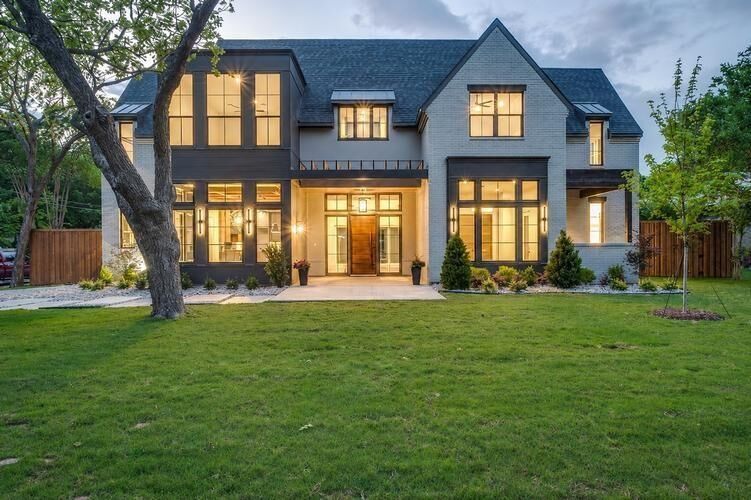 Property Photo:  9317 Redondo Drive  TX 75218 