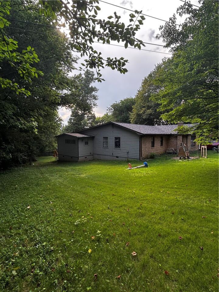 Property Photo: 311 King Mountain Road AR 72949