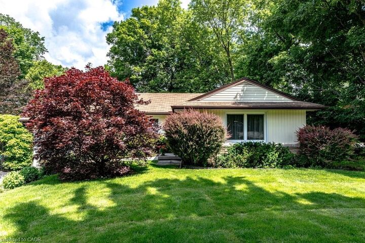 Property Photo: 803 Montgomery Drive ON L9G 3H6