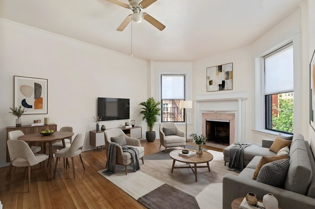 Property Photo:  9 Buswell Stret 2R  MA 02215 
