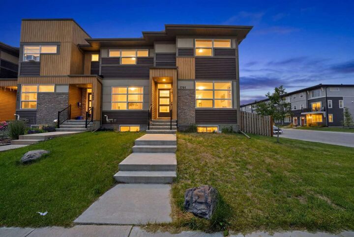 1701 Cornerstone Boulevard NE — photo 1