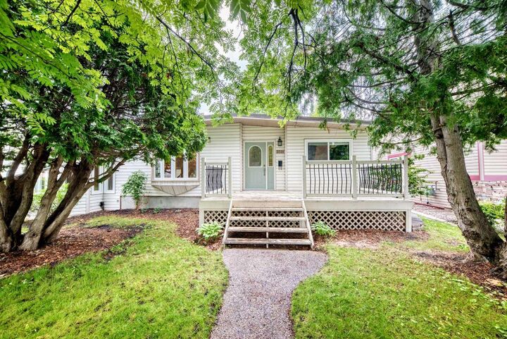 3721 44A Avenue — photo 1