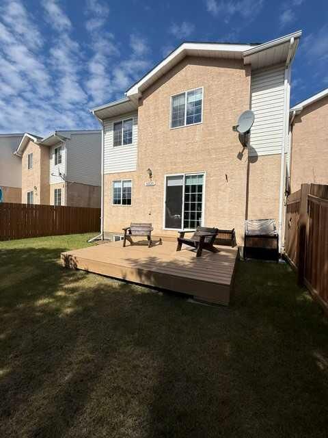 Property Photo:  10220 106 Street  AB T0H 1Z0 
