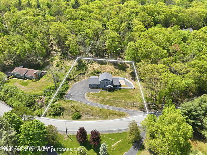 Property Photo:  300 Gumbletown Road  PA 18451 