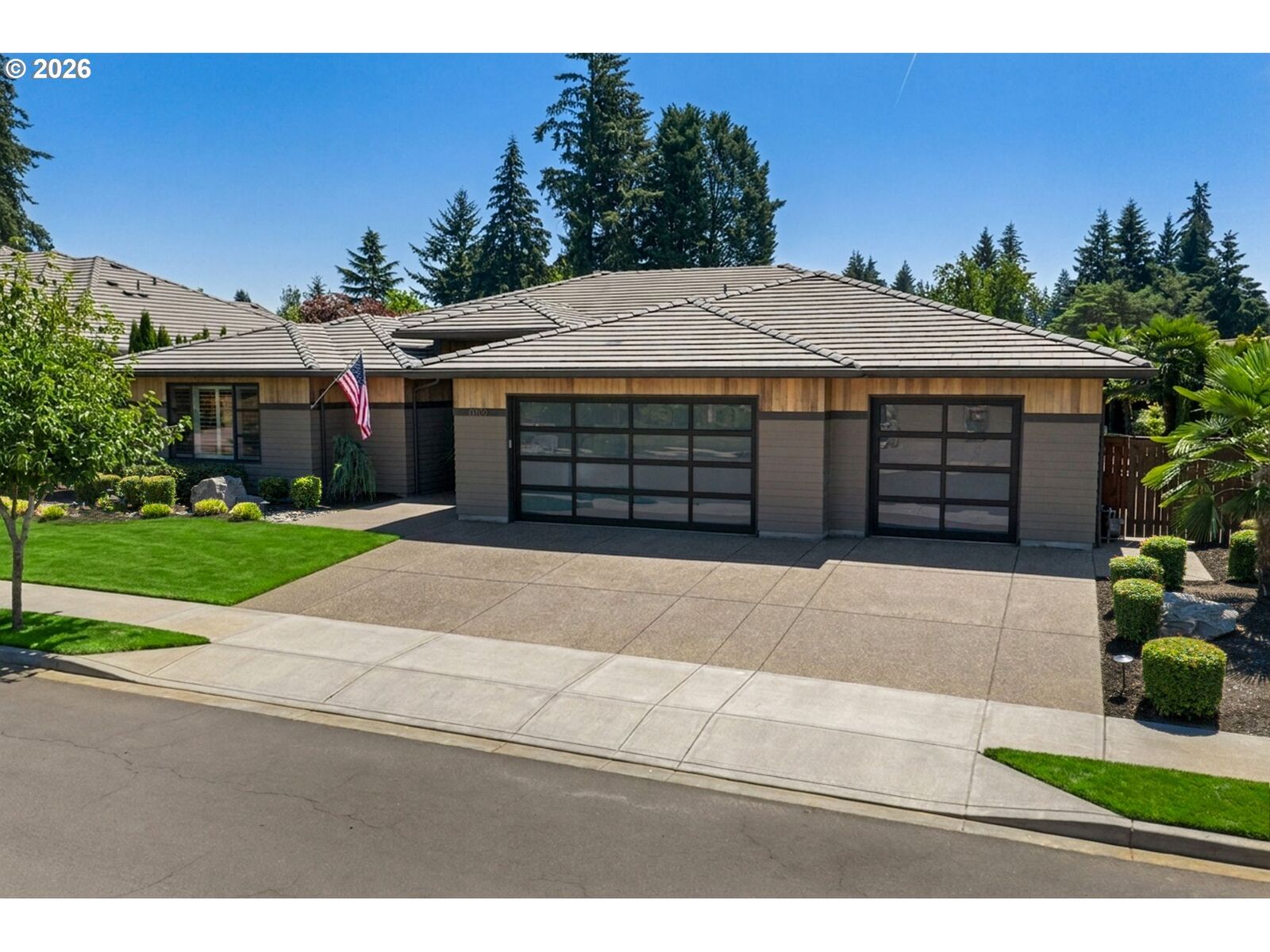 Property Photo: 14709 NE 10th St WA 98684