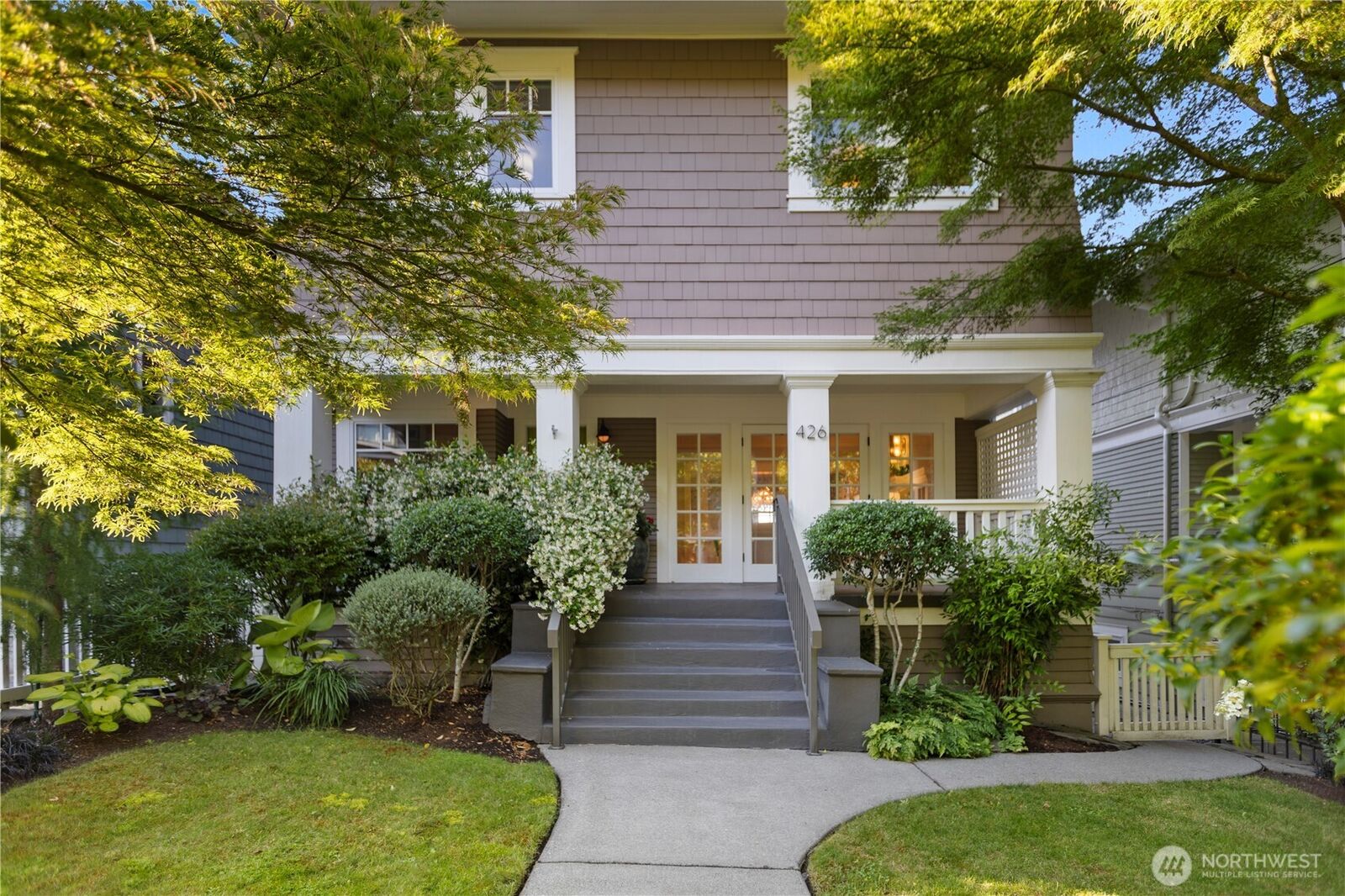 Property Photo:  426  Smith Street  WA 98109 