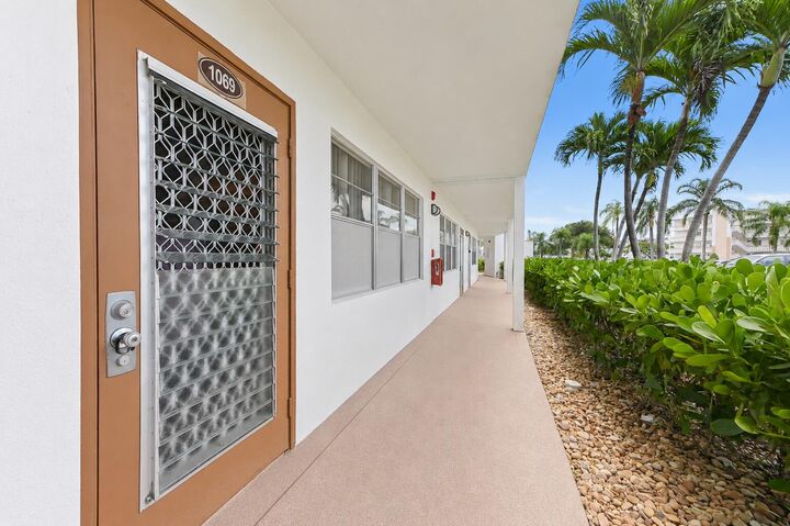 Property Photo:  1069 Cornwall D  FL 33434 