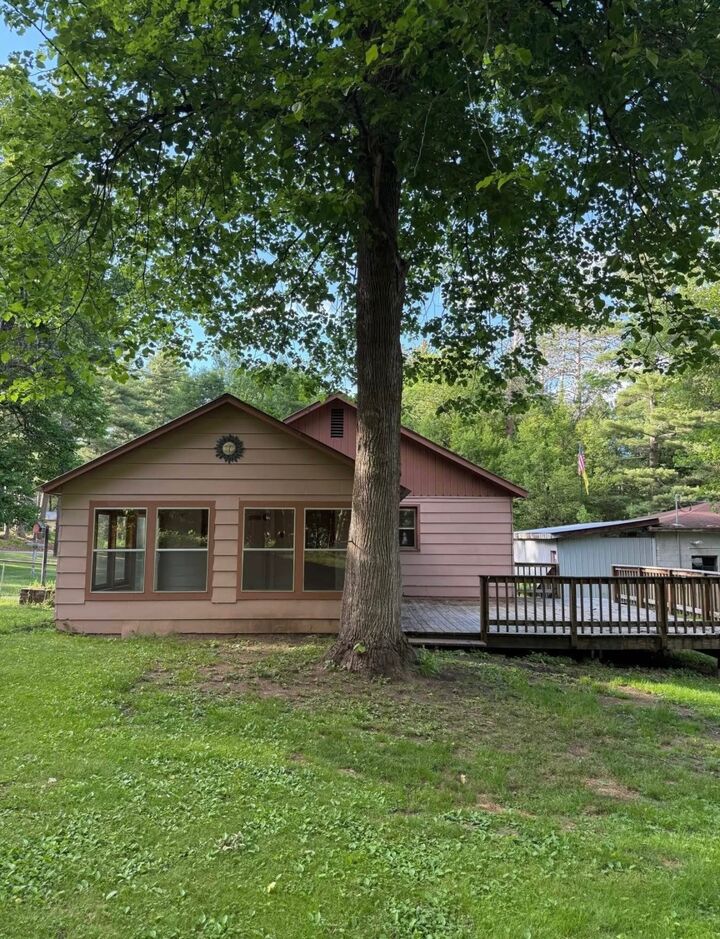 Property Photo:  9292 E Evergreen Avenue  WI 54873 