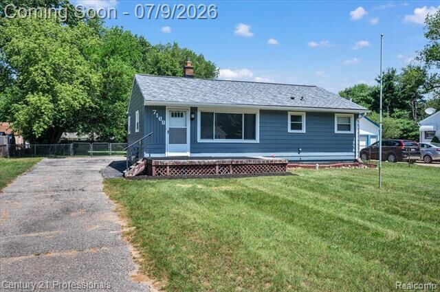 Property Photo: 7168 Wedworth Street MI 48327