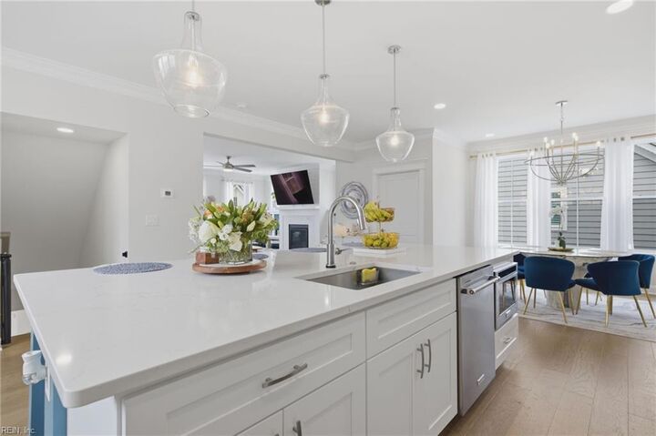 Property Photo: 401 33 1/2 St VA 23451