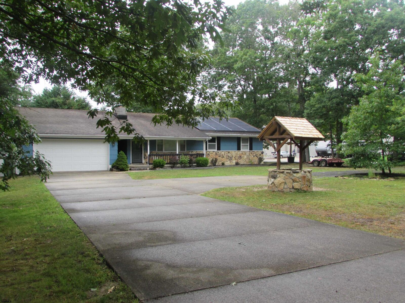 Property Photo:  27 Poplar Ave  NJ 08234 