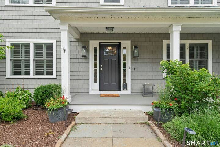 Property Photo:  1 Percheron Drive  CT 06468 