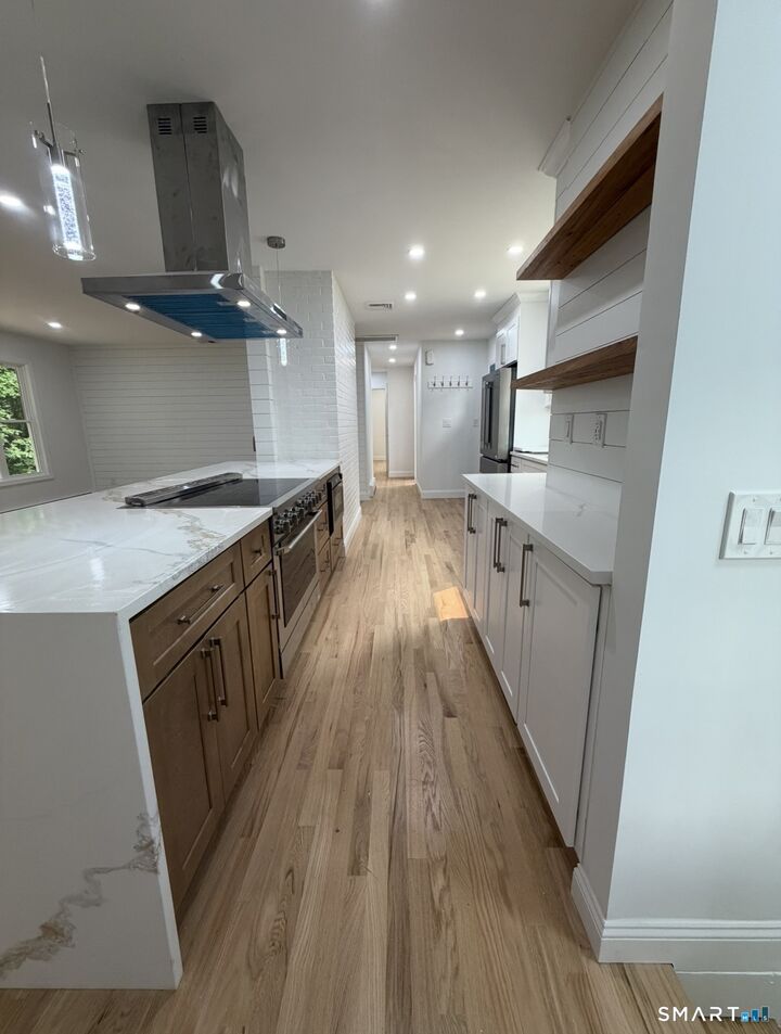 Property Photo:  106 Glenwood Road  CT 06413 