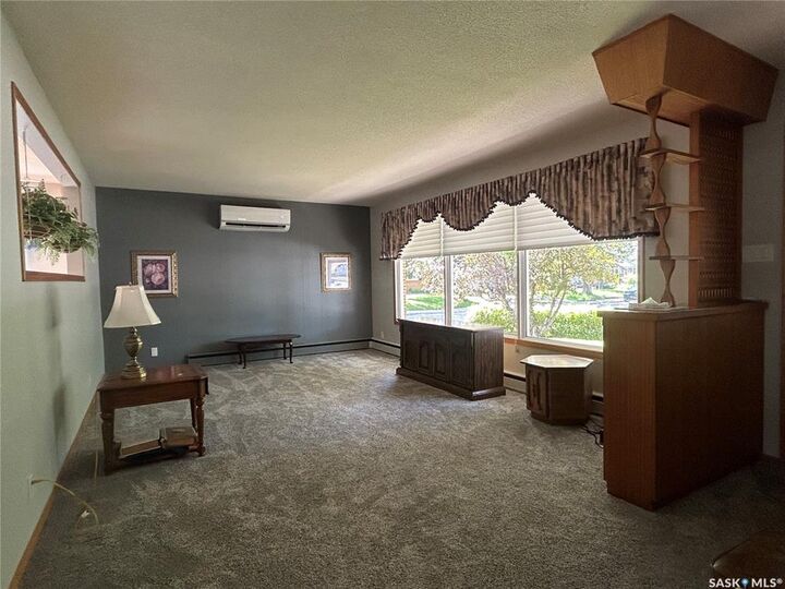 Property Photo: 400 Gallaway Street SK S4A 0A9
