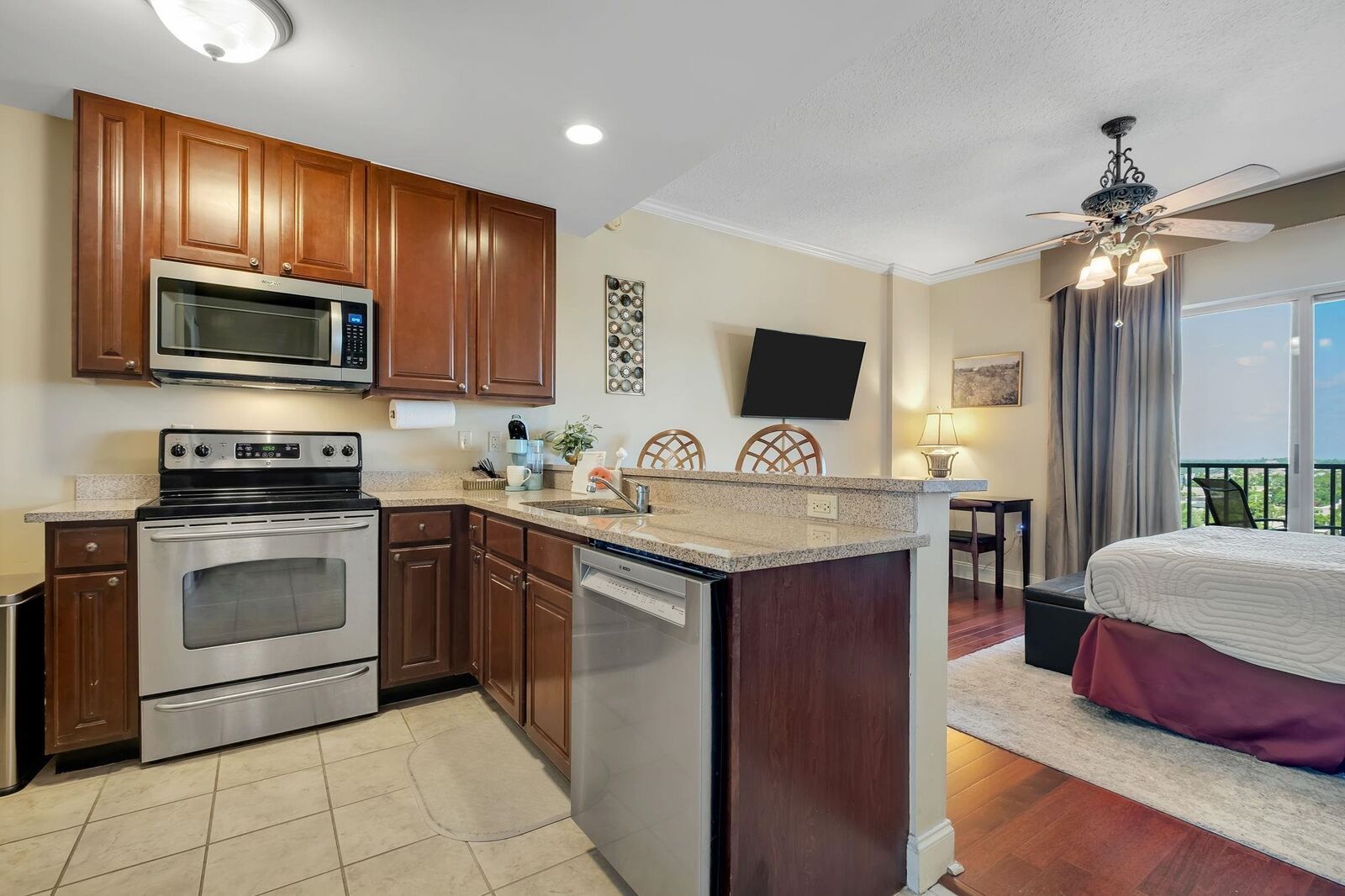 Property Photo:  215 W College Avenue 604  FL 32301 